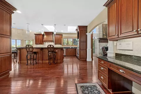 Kitchen - 16159 W Red Cloud Dr, Lockport, IL 60441 photo 5 of 7