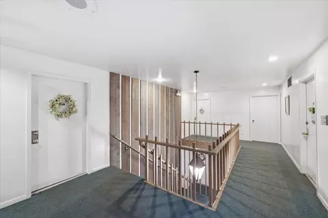 Entry Way - Undisclosed, Wheaton, IL 60189 photo 6 of 6