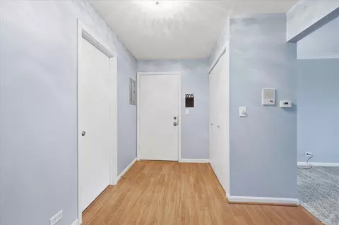 Entry Way - Undisclosed, Wheaton, IL 60189 photo 3 of 6