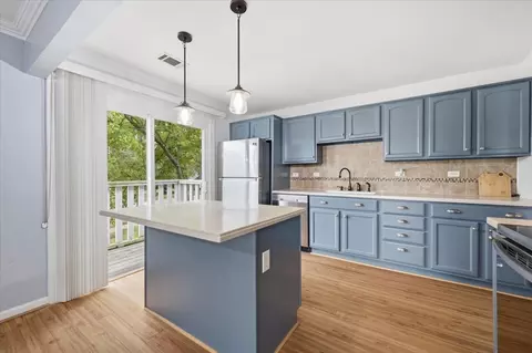 Kitchen - Undisclosed, Wheaton, IL 60189 photo 3 of 4