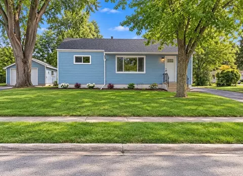 2127 Indian Rd, Waukegan, IL 60087