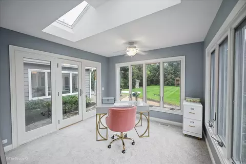 Other - 26 W355 Blackhawk Dr, Wheaton, IL 60189 photo 2 of 9