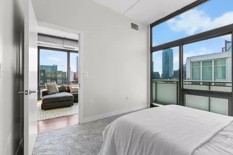 Bedroom - Undisclosed, Chicago, IL 60661 photo 3 of 6