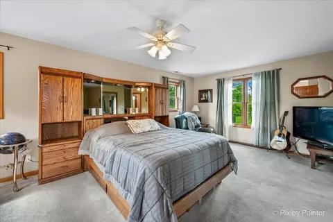 Bedroom - 4 N260 Walter Rd, Addison, IL 60101 photo 2 of 3