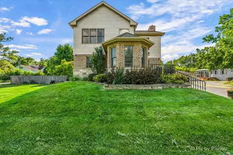 Exterior - 4 N260 Walter Rd, Addison, IL 60101 photo 3 of 9