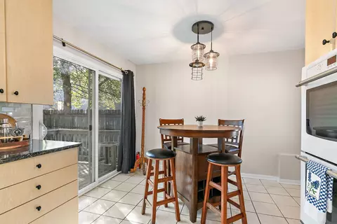 Dining - 710 W Pheasant Trl, Mchenry, IL 60051 photo 1 of 1