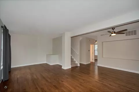 Living - 582 Declaration Ln, Aurora, IL 60502 photo 2 of 3