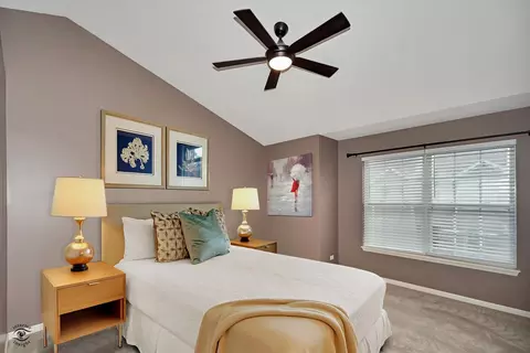 Bedroom - 582 Declaration Ln, Aurora, IL 60502 photo 1 of 7