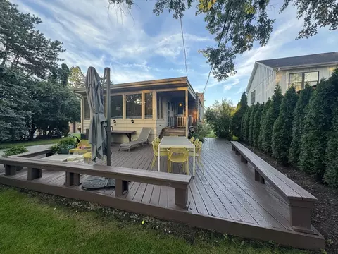 Exterior - 314 Neva Ave, Glenview, IL 60025 photo 5 of 6