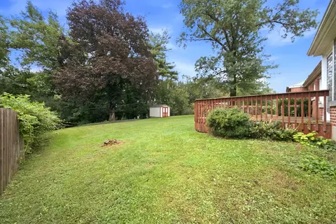Exterior - 500 Skyline Dr, Fox River Grove, IL 60021 photo 5 of 6