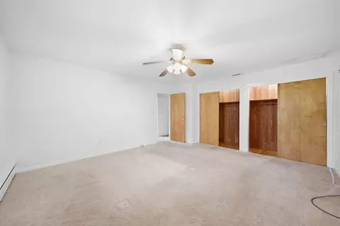 Bedroom - 500 Skyline Dr, Fox River Grove, IL 60021 photo 3 of 8