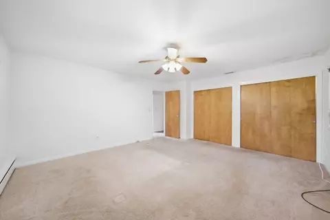 Bedroom - 500 Skyline Dr, Fox River Grove, IL 60021 photo 1 of 8