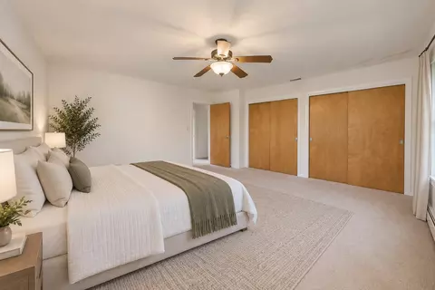 Bedroom - 500 Skyline Dr, Fox River Grove, IL 60021 photo 2 of 8