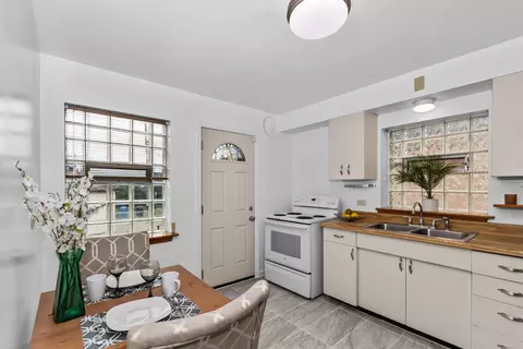 Kitchen - 327 E 82nd St, Chicago, IL 60619 photo 2 of 2