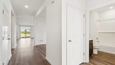 Entry Way - 25523 W Thicket Ln, Plainfield, IL 60544 photo 2 of 7