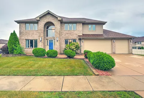 22991 Farm Trace Dr, Richton Park, IL 60471