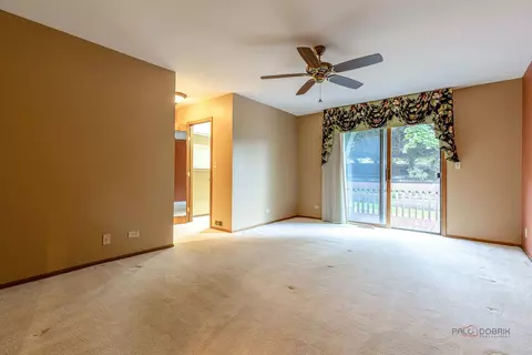 Bedroom - 822 Brian Ct, Gurnee, IL 60031 photo 2 of 2