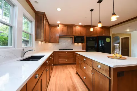 Kitchen - 311 Park Ave, River Forest, IL 60305 photo 3 of 5