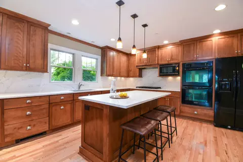 Kitchen - 311 Park Ave, River Forest, IL 60305 photo 2 of 5