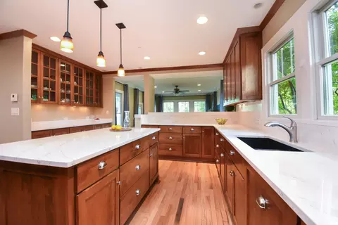 Kitchen - 311 Park Ave, River Forest, IL 60305 photo 4 of 5
