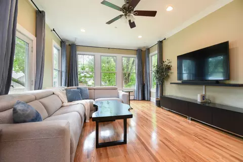 Living - 311 Park Ave, River Forest, IL 60305 photo 6 of 9