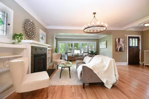 Living - 311 Park Ave, River Forest, IL 60305 photo 1 of 9