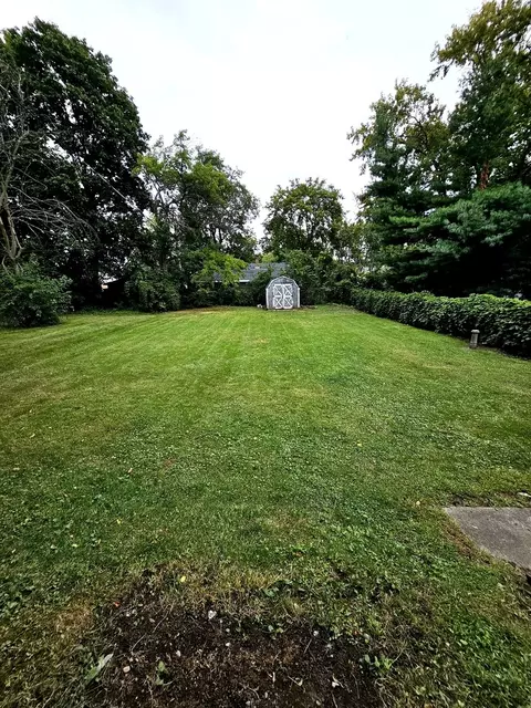 Exterior - 612 Page Ave, Elgin, IL 60120 photo 4 of 6