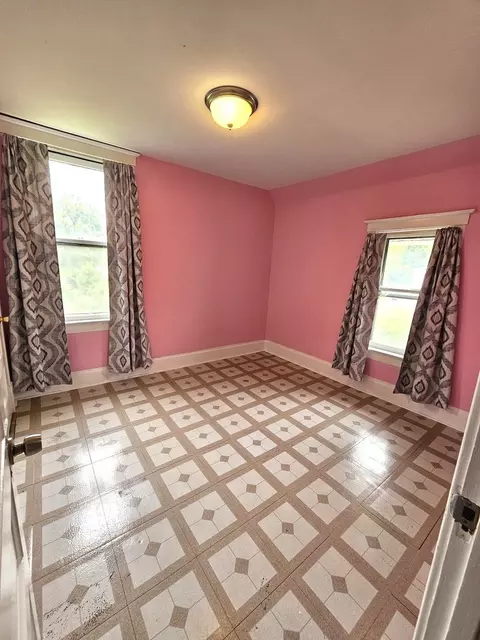 Bedroom - 612 Page Ave, Elgin, IL 60120 photo 1 of 3