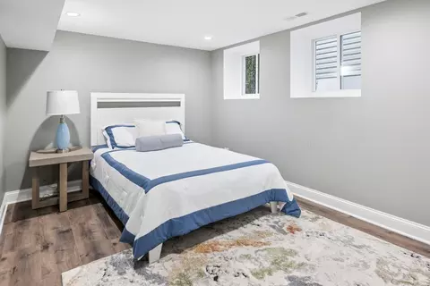 Bedroom - 5152 W Warwick Ave, Chicago, IL 60641 photo 4 of 4