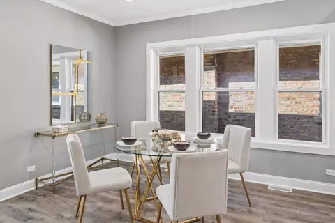 Dining - 5152 W Warwick Ave, Chicago, IL 60641 photo 1 of 2