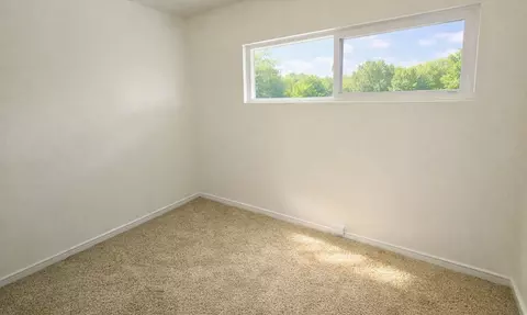 Bedroom - 16516 Spaulding Ave, Markham, IL 60428 photo 3 of 3
