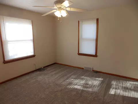 Bedroom - 210 E 4th St, Hoffman, IL 62250 photo 3 of 6