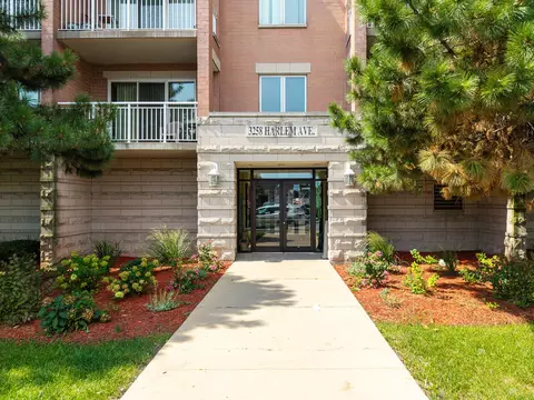 3258 N Harlem Ave #503, Chicago, IL 60634