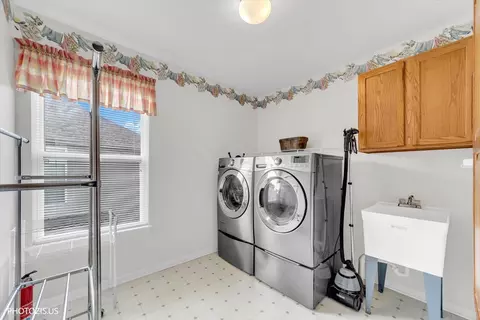 Other - 157 Primrose Ln, Bartlett, IL 60103 photo 7 of 11