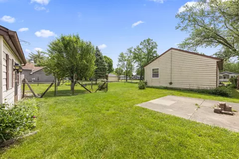 Exterior - 1406 Kaskaskia Ave, Elgin, IL 60123 photo 4 of 5