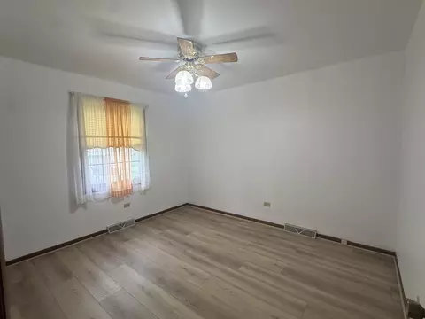 Bedroom - 1406 Kaskaskia Ave, Elgin, IL 60123 photo 1 of 6