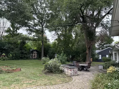 Exterior - 1116 Woodview Rd, Burr Ridge, IL 60527 photo 8 of 8