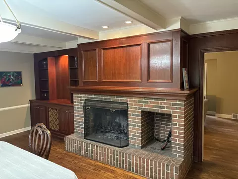 Living - 1116 Woodview Rd, Burr Ridge, IL 60527 photo 1 of 4