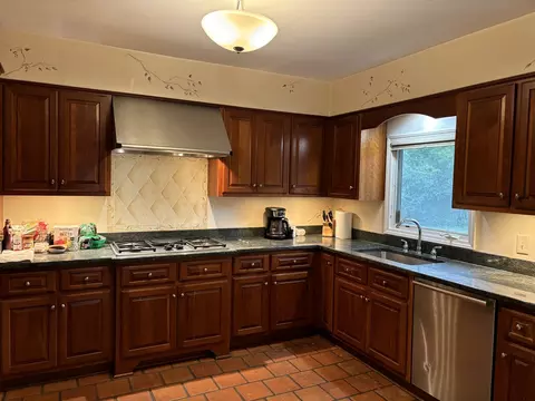 Kitchen - 1116 Woodview Rd, Burr Ridge, IL 60527 photo 1 of 3
