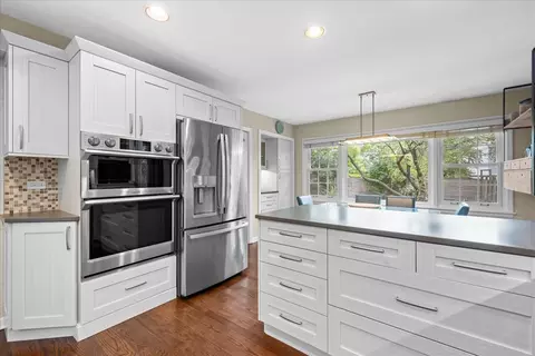 Kitchen - 1745 E Summit Ct, Deerfield, IL 60015 photo 3 of 3