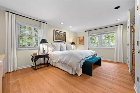 Bedroom - 1745 E Summit Ct, Deerfield, IL 60015 photo 1 of 2