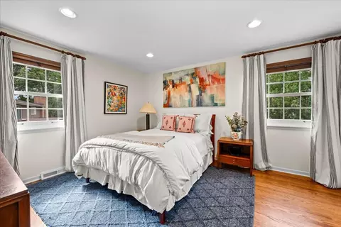 Bedroom - 1745 E Summit Ct, Deerfield, IL 60015 photo 2 of 2