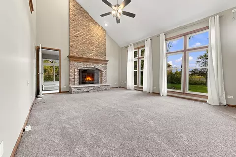 Living - 170 Salford Dr, Algonquin, IL 60102 photo 5 of 8