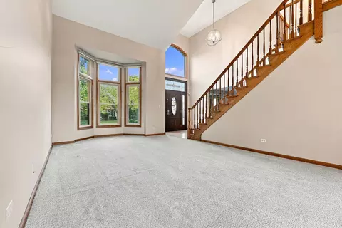 Living - 170 Salford Dr, Algonquin, IL 60102 photo 1 of 8
