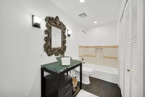 Bath - 7347 W 79th Pl #3C, Bridgeview, IL 60455 photo 2 of 2
