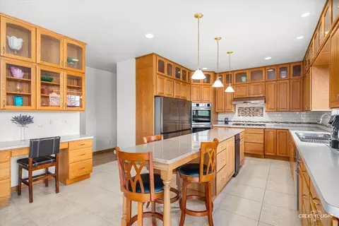 Kitchen - 1502 Cherry Rd, Oswego, IL 60543 photo 3 of 4