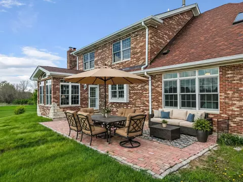 Exterior - 1502 Cherry Rd, Oswego, IL 60543 photo 8 of 9