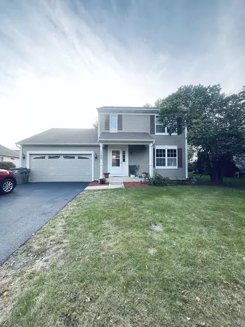 1749 Newport Ln, Montgomery, IL 60538