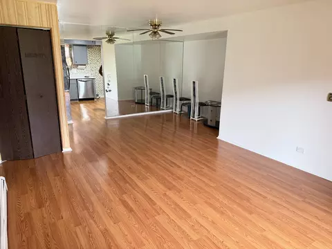 495 Mchenry Rd #1B, Wheeling, IL 60090 photo 4