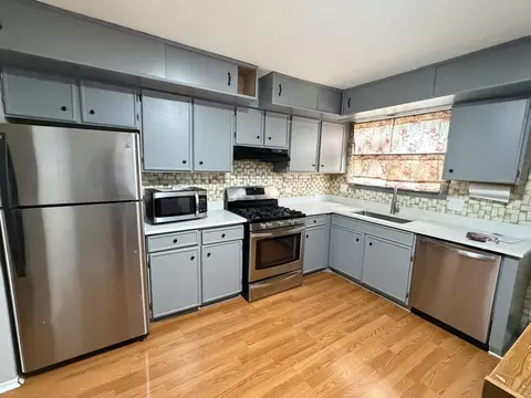495 Mchenry Rd #1B, Wheeling, IL 60090 photo 2